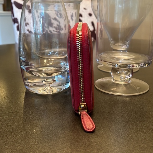 Authentic Prada Pink Wallet - Picture 3 of 15